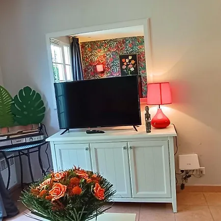Charmante Maison Duplex En Avec Piscine A بيت للعطل