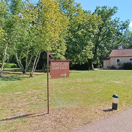 Charmante Maison Duplex En Avec Piscine A Feriehus