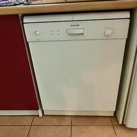 Charmante Maison Duplex En Avec Piscine A مونفلاكين