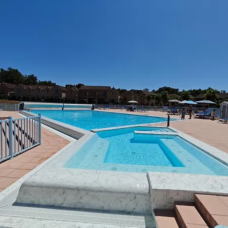 Charmante Maison Duplex En Avec Piscine A Feriehus Monflanquin